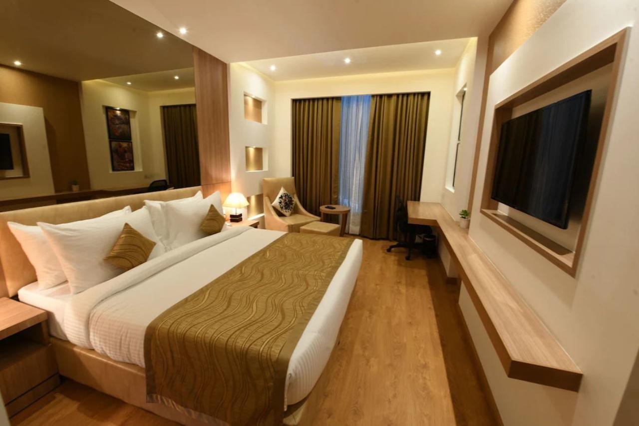 SureStay Hotel by Best Western Amritsar Exterior foto