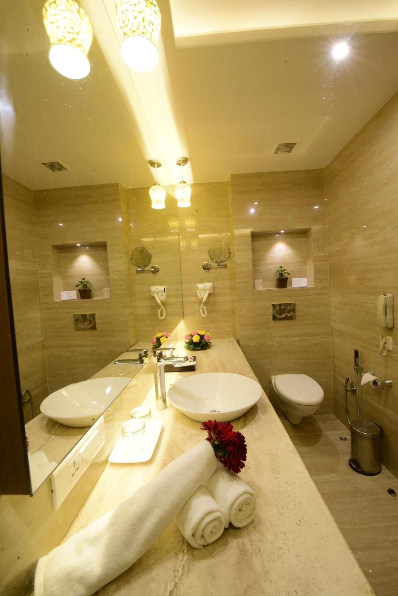 SureStay Hotel by Best Western Amritsar Exterior foto